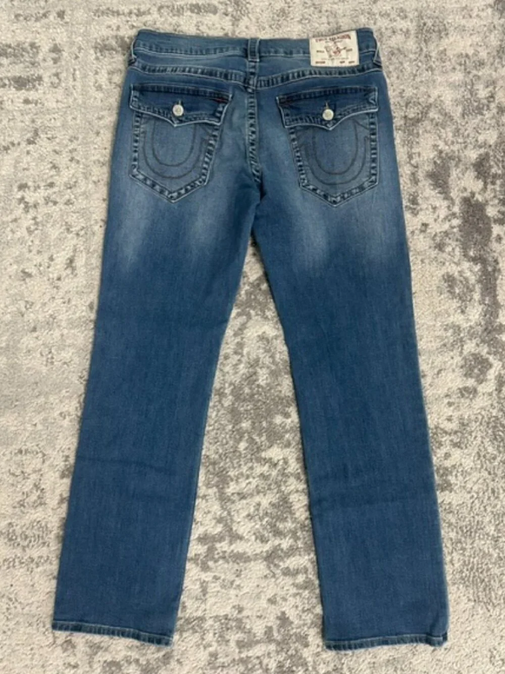 True Religion Men's Ricky Relaxed Straight Flap Jeans 33 Medium Wash (33x32)